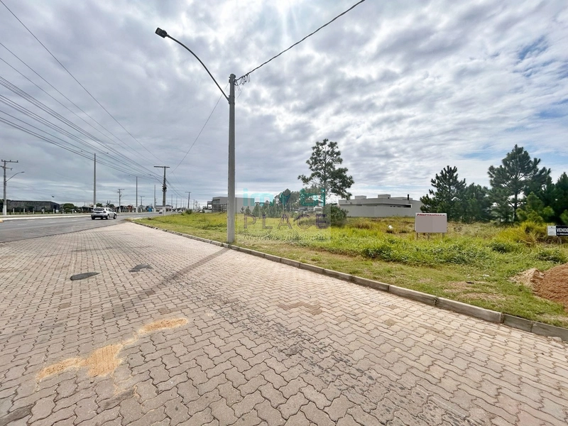 Terreno em Localização Estratégica – Oportunidade em Mariluz!: 5ª foto da galeria de imagens do imóvel