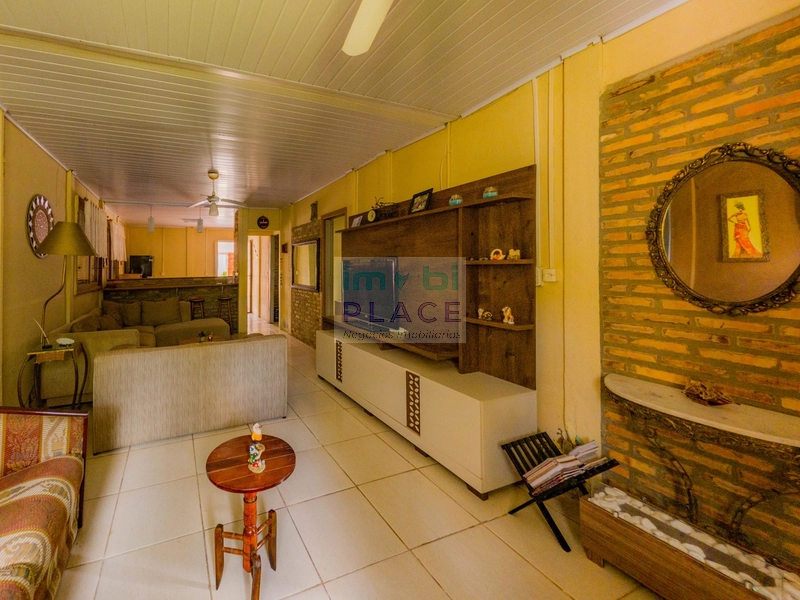 Casa à venda com amplo espaço: 20ª foto da galeria de imagens do imóvel