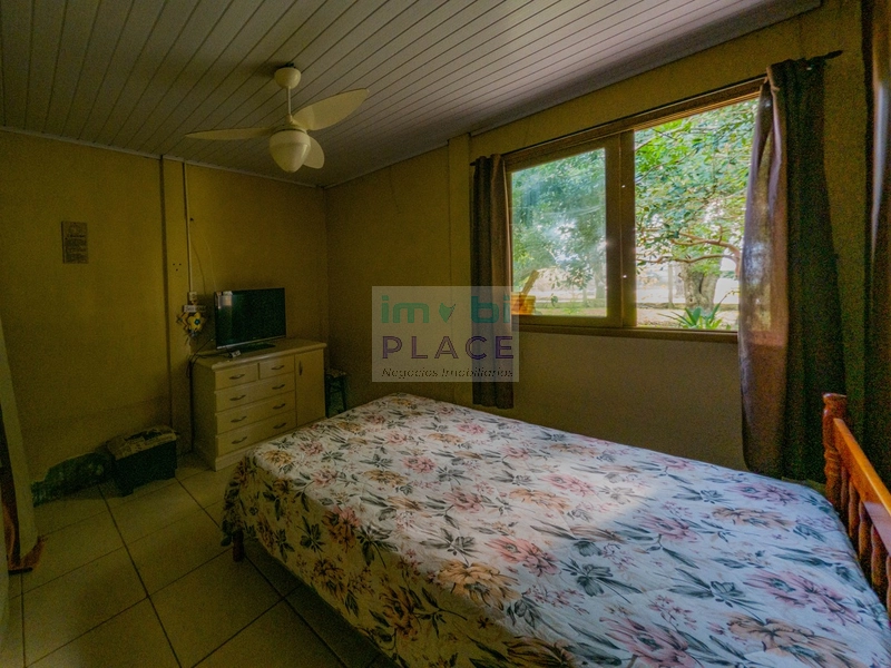 Casa à venda com amplo espaço: 25ª foto da galeria de imagens do imóvel