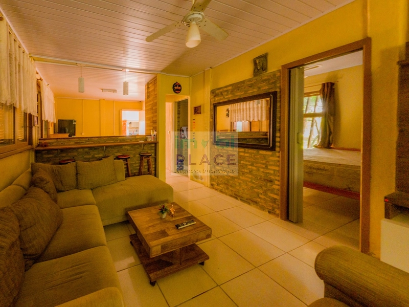 Casa à venda com amplo espaço: 22ª foto da galeria de imagens do imóvel