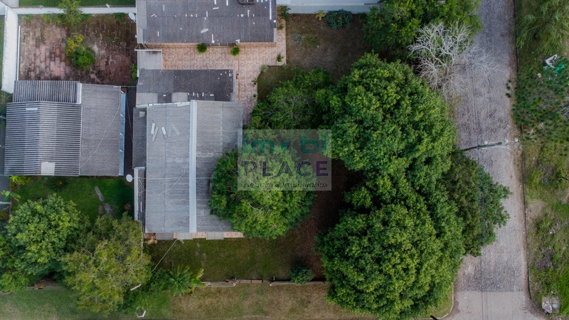 Casa à venda com amplo espaço: 4ª foto da galeria de imagens do imóvel