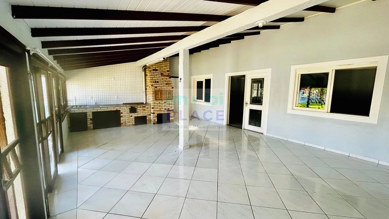 Casa Completa – Conforto, Espaço e Área Gourmet!: 4ª foto da galeria de imagens do imóvel