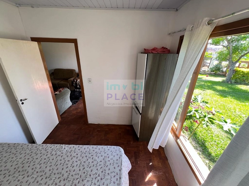 Locação de temporada - Casa com pátio 3 Quartos - Acomoda 6 Pessoas: 8ª foto da galeria de imagens do imóvel