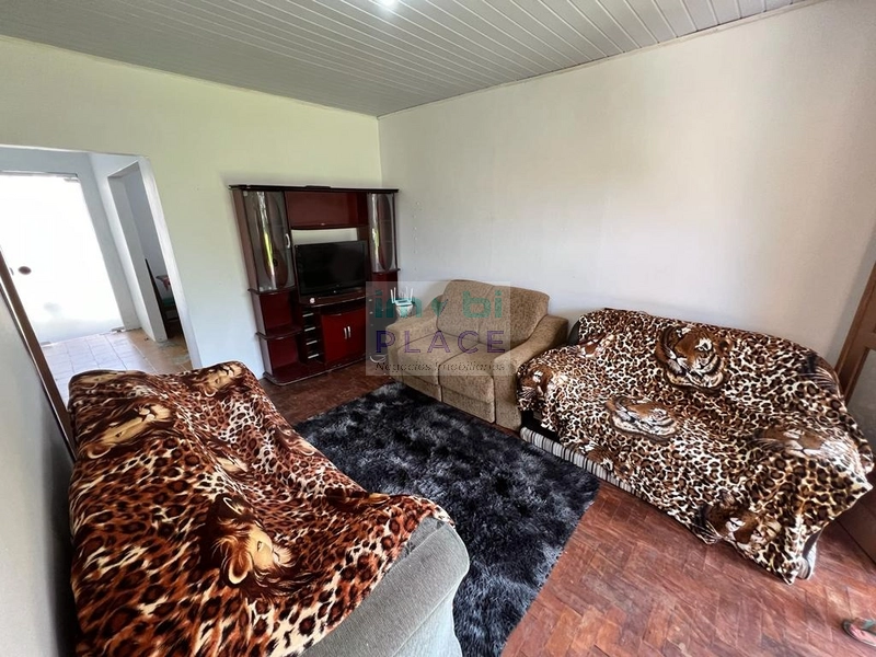 Locação de temporada - Casa com pátio 3 Quartos - Acomoda 6 Pessoas: 6ª foto da galeria de imagens do imóvel