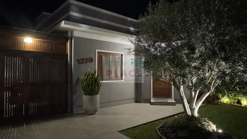 Casa com piscina: 20ª foto da galeria de imagens do imóvel