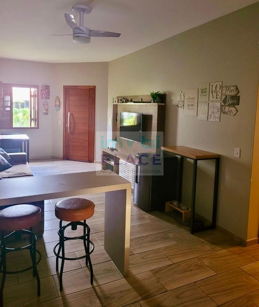 Casa com piscina: 9ª foto da galeria de imagens do imóvel