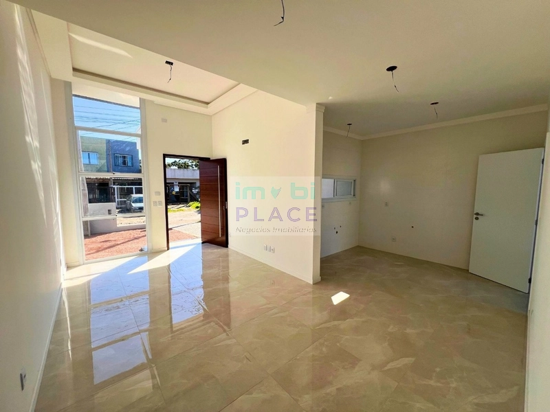 Casa à Venda – Alto Padrão Construtivo: 14ª foto da galeria de imagens do imóvel