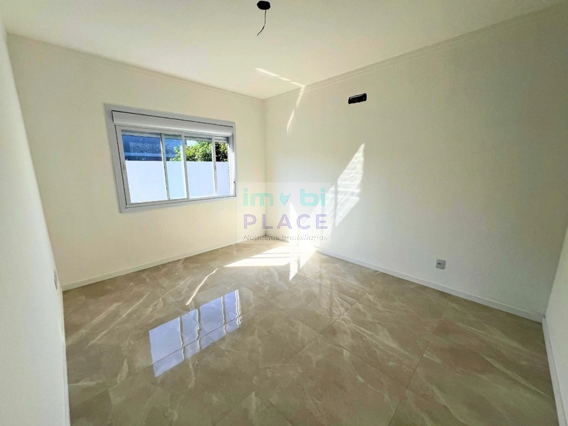 Casa à Venda – Alto Padrão Construtivo: 18ª foto da galeria de imagens do imóvel
