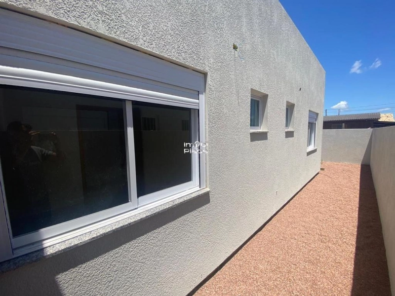 Excelente Casa Geminada, a 1 Quadra do Mar, composta de 2 dormitórios.: 5ª foto da galeria de imagens do imóvel