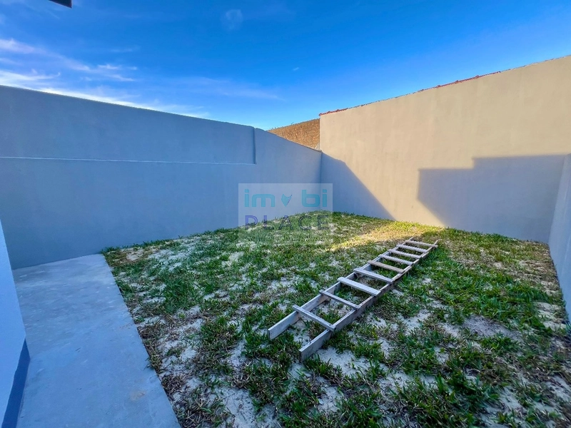 Casa nova à venda: 3ª foto da galeria de imagens do imóvel