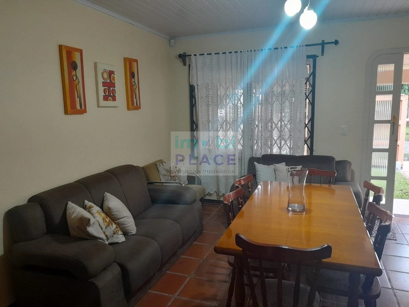 Casa Mobiliada à Venda: 5ª foto da galeria de imagens do imóvel