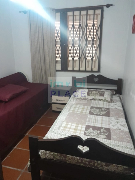 Casa Mobiliada à Venda: 3ª foto da galeria de imagens do imóvel