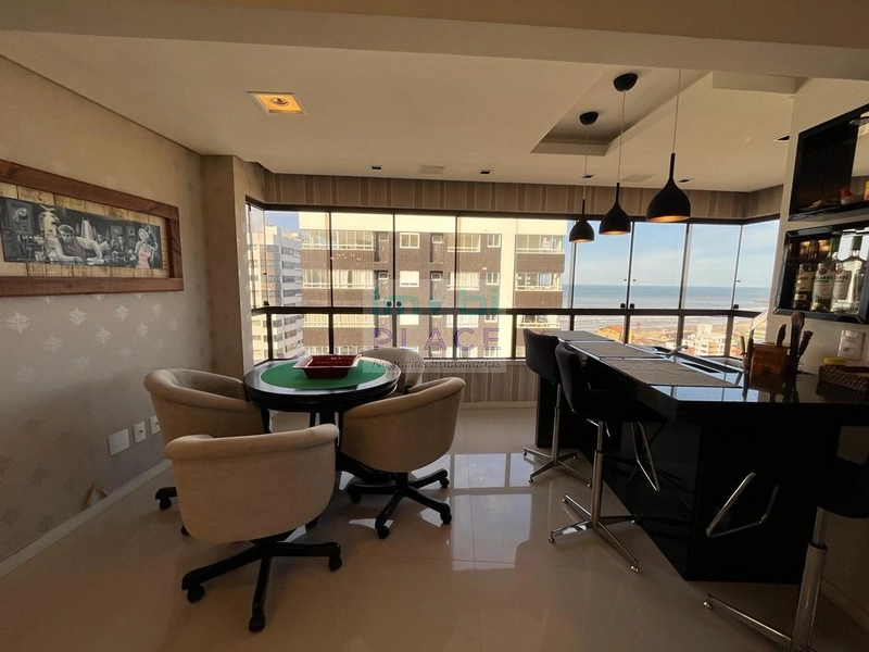 Luxoso e sofisticado apartamento com características únicas: 23ª foto da galeria de imagens do imóvel