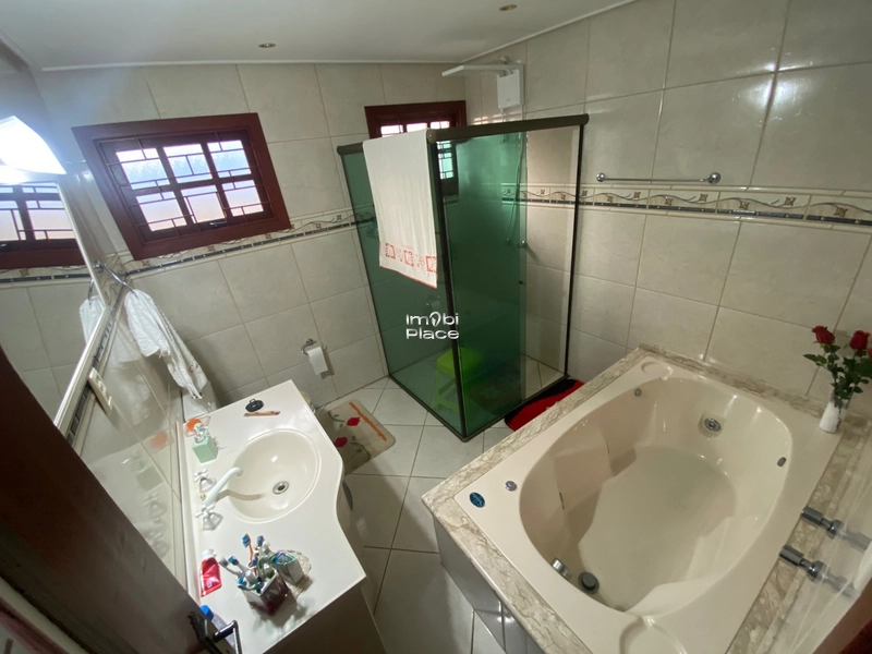 Residência Central de Tramandaí: Espaçosa, Mobiliada e com Piscina: 18ª foto da galeria de imagens do imóvel