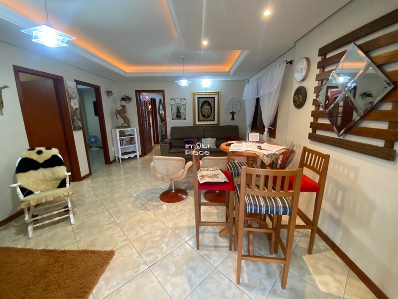 Residência Central de Tramandaí: Espaçosa, Mobiliada e com Piscina: 10ª foto da galeria de imagens do imóvel
