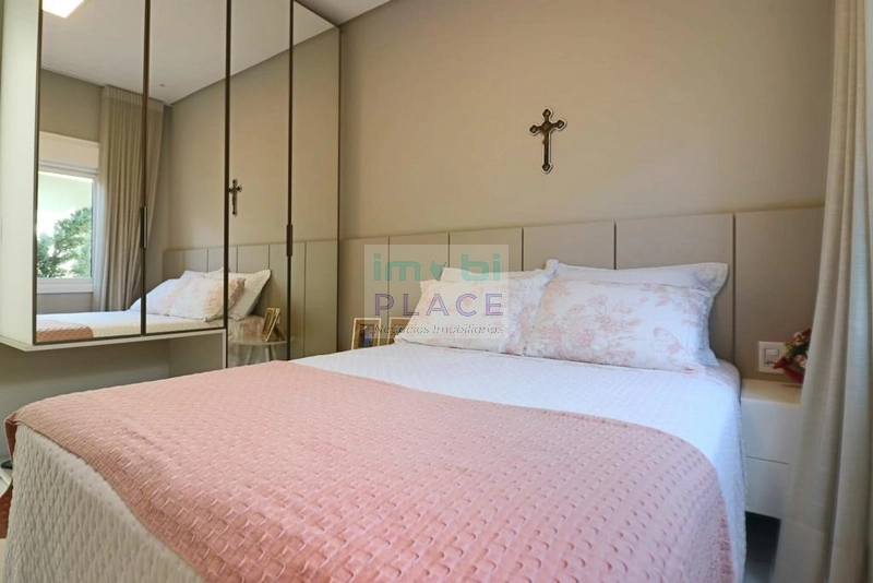 Casa Mobiliada e Decorada à Venda: 17ª foto da galeria de imagens do imóvel