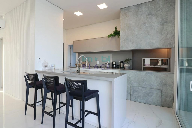 Casa Mobiliada e Decorada à Venda: 9ª foto da galeria de imagens do imóvel