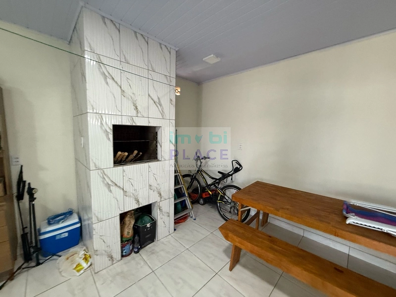 Casa Moderna com 3 Quartos e Quintal: 24ª foto da galeria de imagens do imóvel