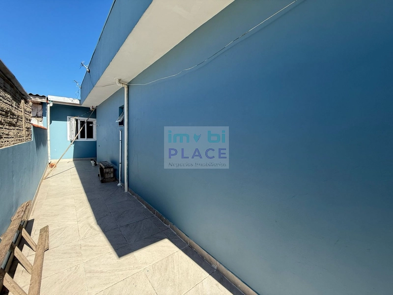 Casa Moderna com 3 Quartos e Quintal: 30ª foto da galeria de imagens do imóvel