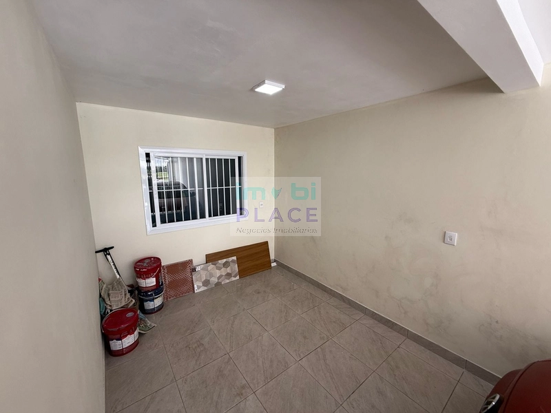 Casa Moderna com 3 Quartos e Quintal: 27ª foto da galeria de imagens do imóvel