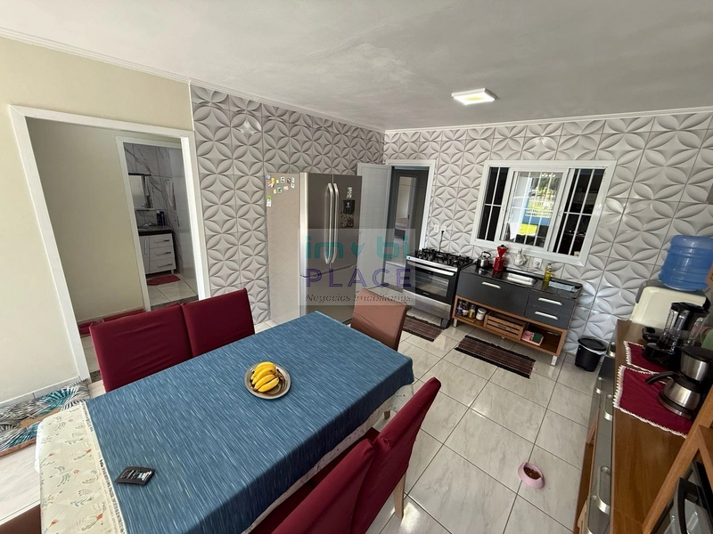 Casa Moderna com 3 Quartos e Quintal: 5ª foto da galeria de imagens do imóvel