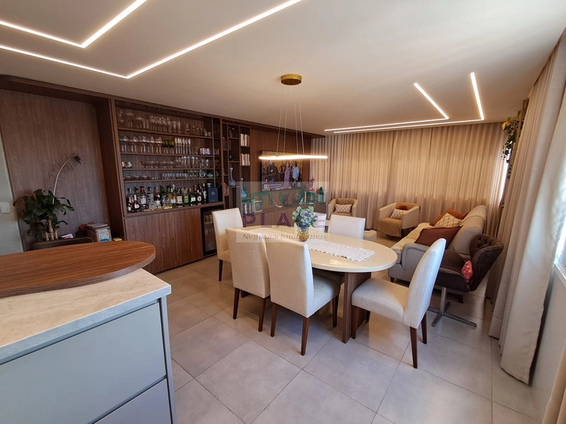 Apartamento no centro com 3 quartos junto a todo comércio: 3ª foto da galeria de imagens do imóvel