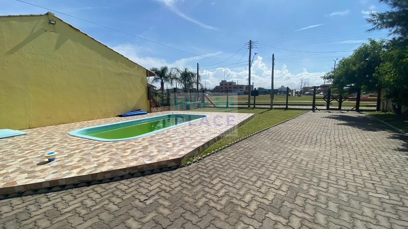 Linda residência está localizada a apenas 300 metros do mar em Pinhal: 21ª foto da galeria de imagens do imóvel