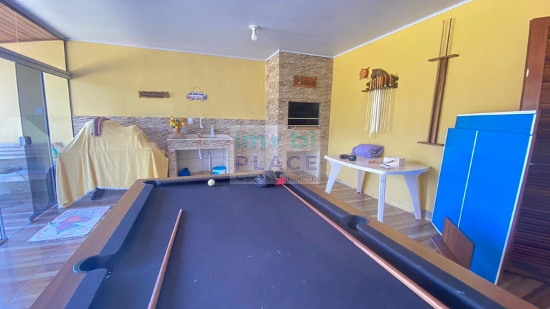 Linda residência está localizada a apenas 300 metros do mar em Pinhal: 11ª foto da galeria de imagens do imóvel