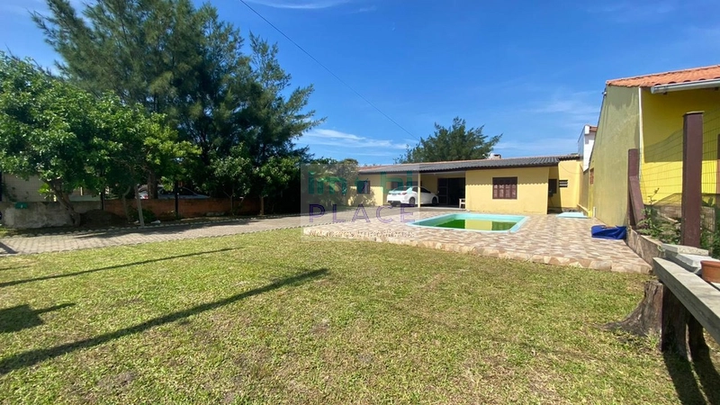 Linda residência está localizada a apenas 300 metros do mar em Pinhal: 15ª foto da galeria de imagens do imóvel