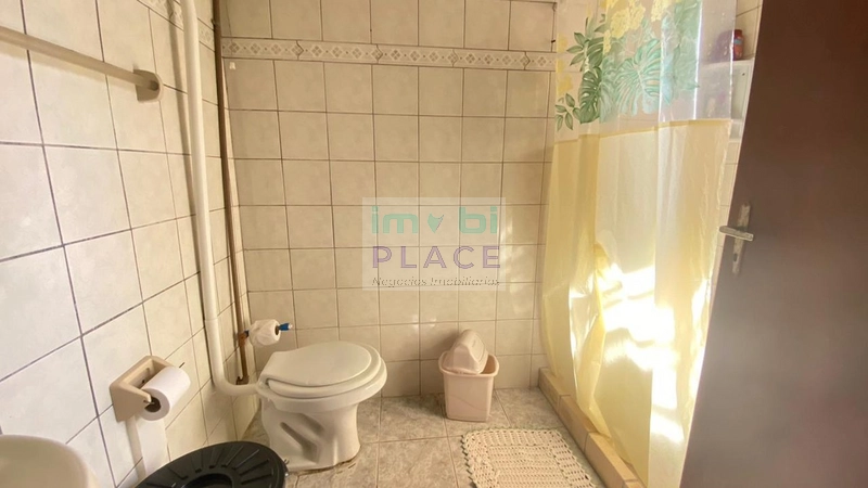 Linda residência está localizada a apenas 300 metros do mar em Pinhal: 6ª foto da galeria de imagens do imóvel