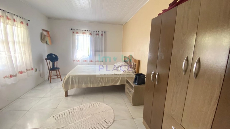 Linda residência está localizada a apenas 300 metros do mar em Pinhal: 22ª foto da galeria de imagens do imóvel