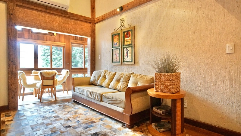 DUPLEX MOBILIADO PARA VIVER GRAMADO COM EXCLUSIVIDADE: 1ª foto da galeria de imagens do imóvel