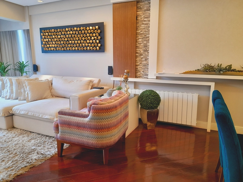 Apartamento elegante e mobiliado próximo á Rua Torta: 6ª foto da galeria de imagens do imóvel