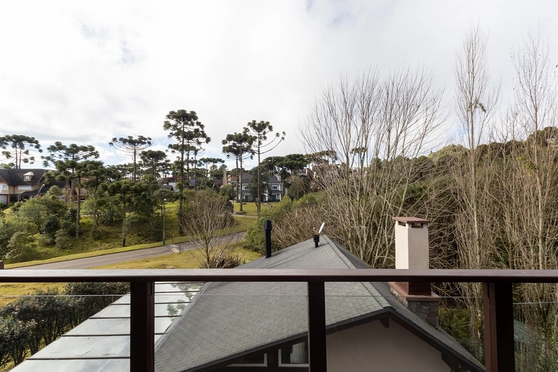 Uma residência singular para viver Gramado em sua melhor expressão.: 29ª foto da galeria de imagens do imóvel