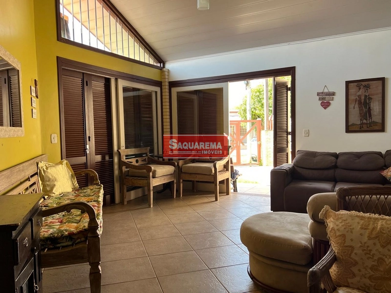 Residência Aconchegante com 3 Dormitórios: 5ª foto da galeria de imagens do imóvel