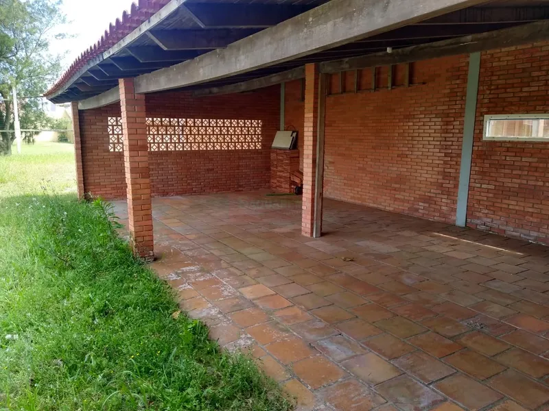 Sobrado de Tijolos à Vista na Avenida Beira Mar: 11ª foto da galeria de imagens do imóvel