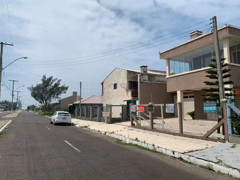 Sobrado perto do mar: 22ª foto da galeria de imagens do imóvel