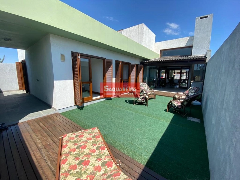 Elegante casa na praia de Atlântida Sul: 10ª foto da galeria de imagens do imóvel