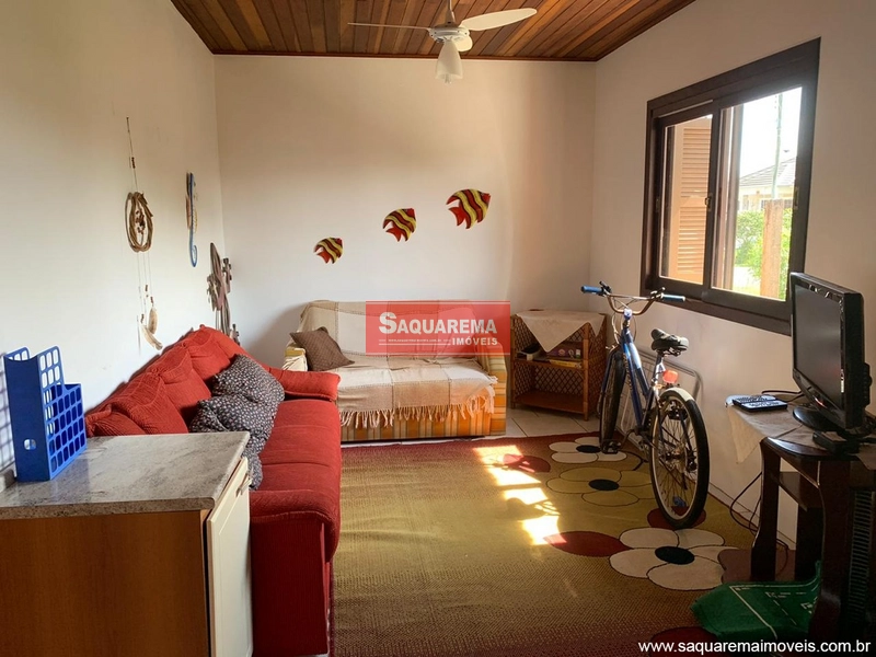Casa em Atlântida sul: 5ª foto da galeria de imagens do imóvel