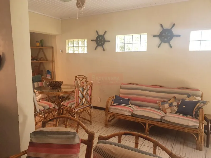 Residência à Venda - Localização Privilegiada a 150 Metros do Mar!: 4ª foto da galeria de imagens do imóvel