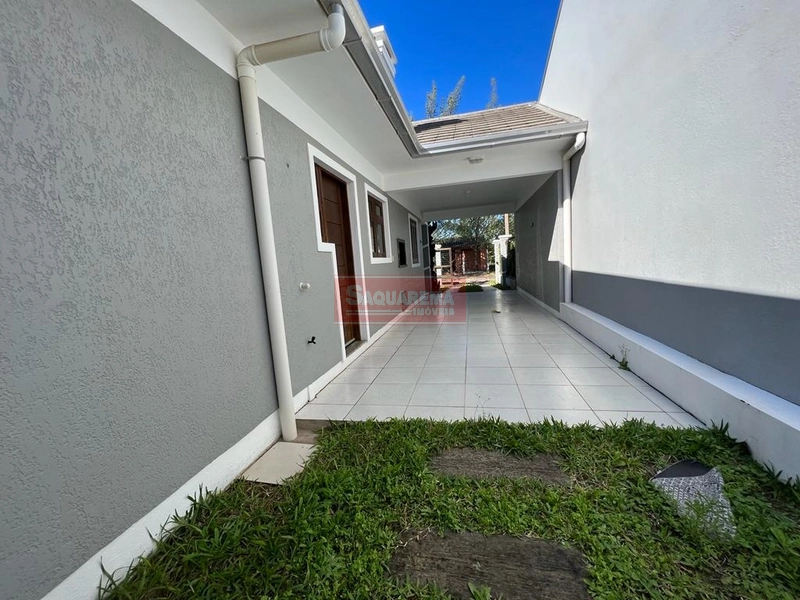 Casa em Atlâtida sul com 03 dormitórios, e com piscina.: 3ª foto da galeria de imagens do imóvel
