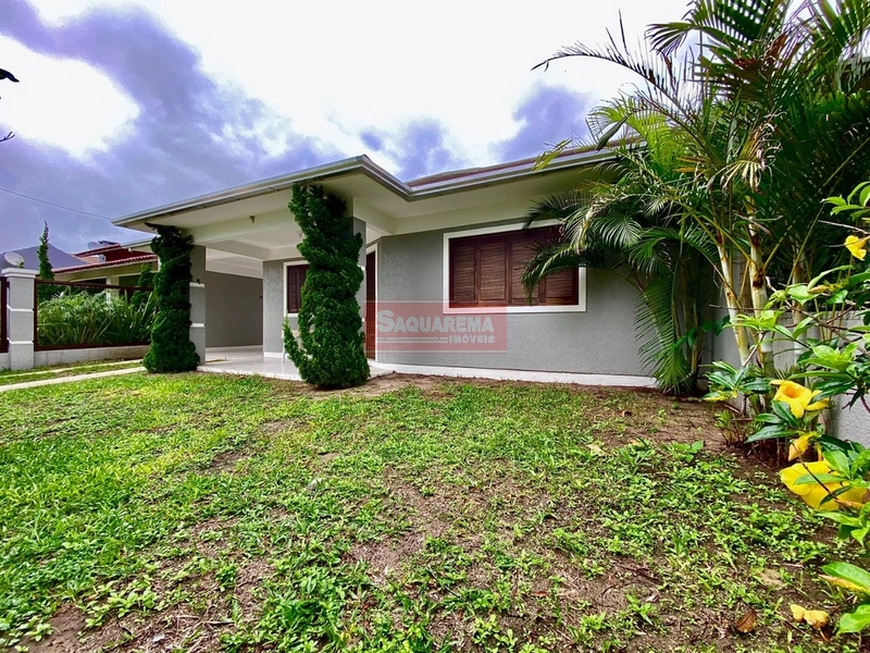 Casa em Atlâtida sul com 03 dormitórios, e com piscina.: 2ª foto da galeria de imagens do imóvel