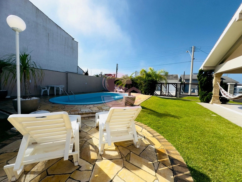 LINDO IMÓVEL À 100M DO MAR! ÁREA COM 600m2!: 57ª foto da galeria de imagens do imóvel