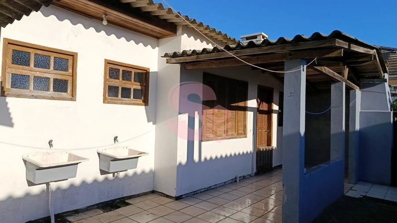 Imovel a venda em Atlântida Sul: 1ª foto da galeria de imagens do imóvel