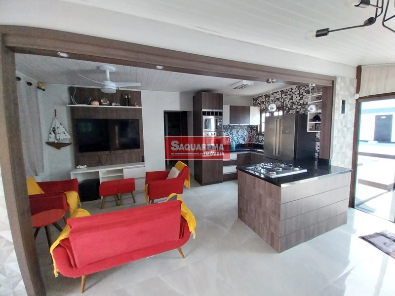Residência de Alvenaria com Espaço Gourmet e Piscina: 12ª foto da galeria de imagens do imóvel