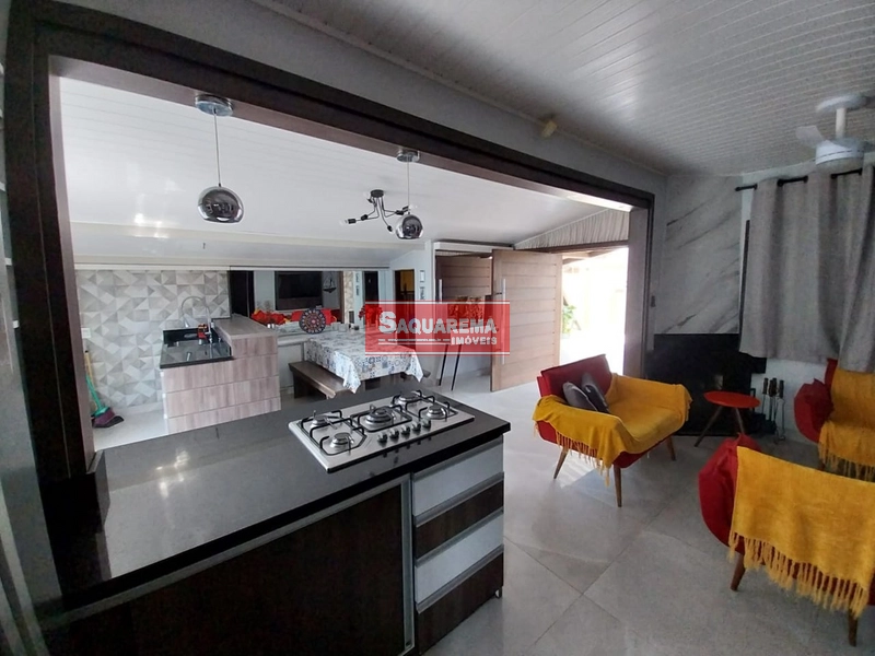 Residência de Alvenaria com Espaço Gourmet e Piscina: 10ª foto da galeria de imagens do imóvel
