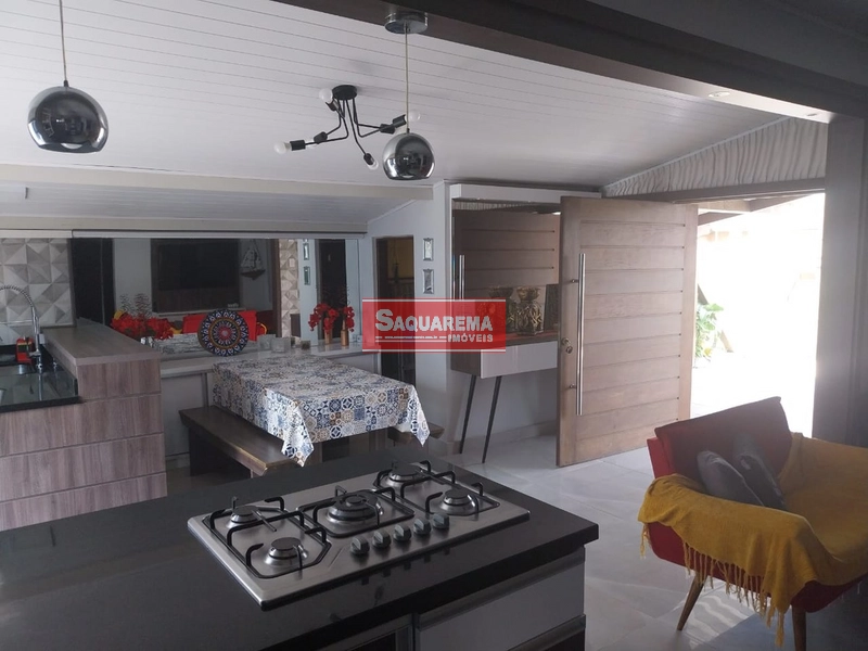 Residência de Alvenaria com Espaço Gourmet e Piscina: 11ª foto da galeria de imagens do imóvel