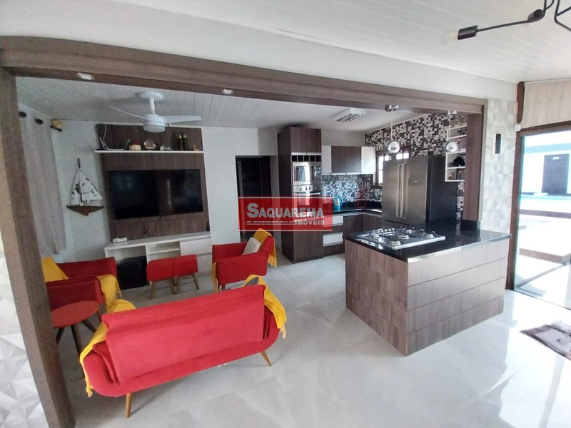 Residência de Alvenaria com Espaço Gourmet e Piscina: 7ª foto da galeria de imagens do imóvel
