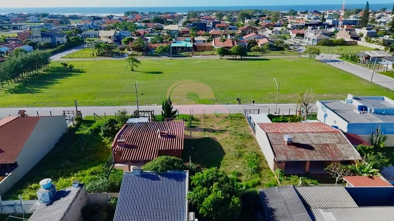 TERRENO LOCALIZADO 500 M² MAR: 2ª foto da galeria de imagens do imóvel