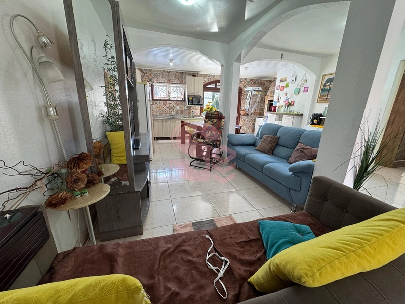 Casa 50 metros do mar.: 6ª foto da galeria de imagens do imóvel